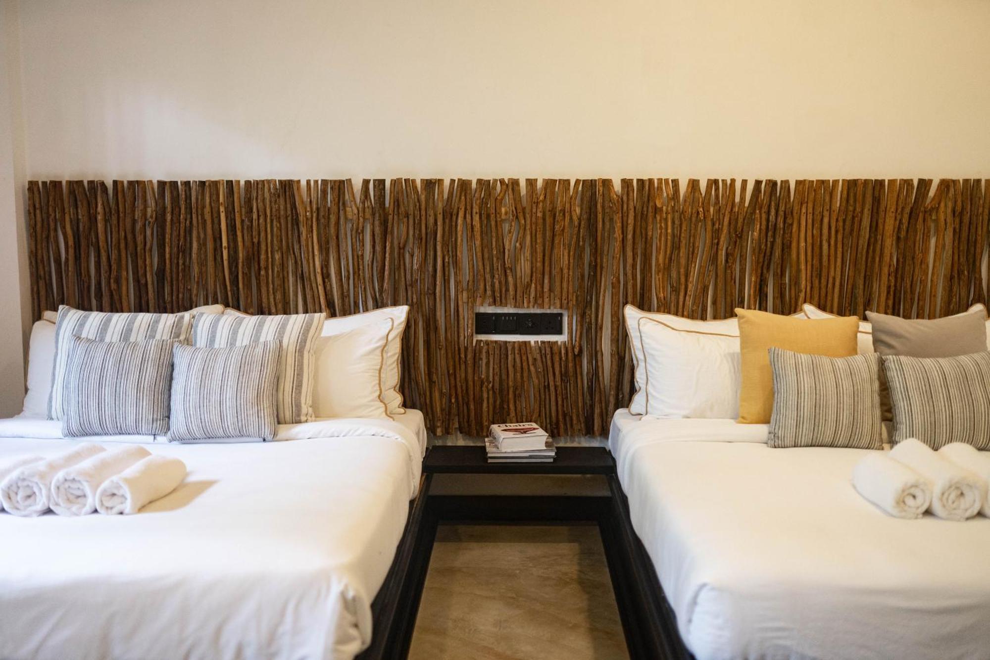 Hostel Banana Bunks