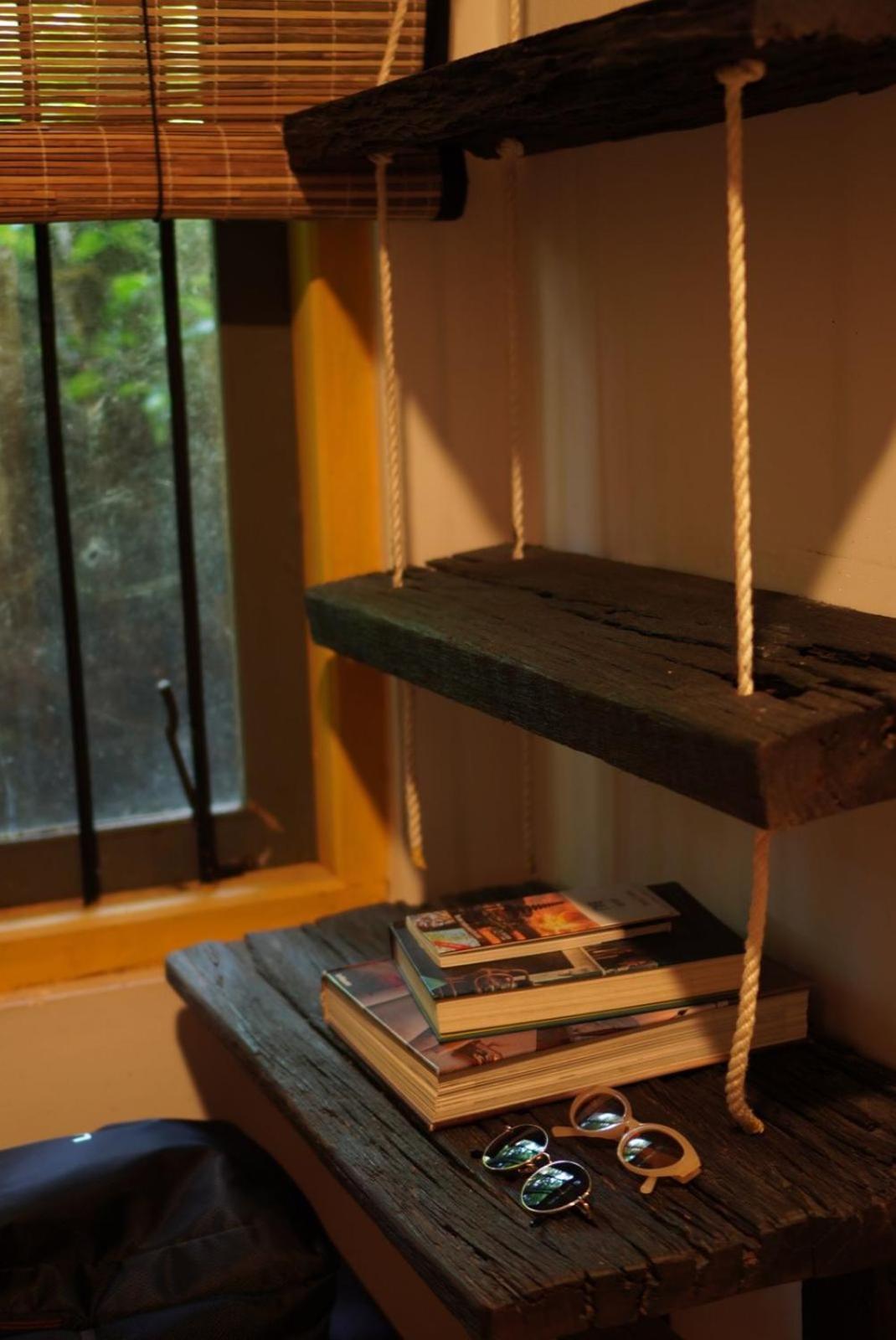 Banana Bunks Hostel Mirissa